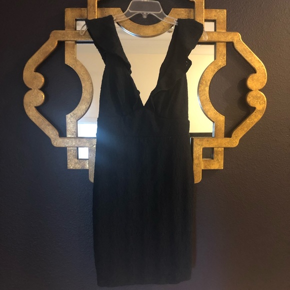 Navy blue lace Lulu’s dress - Picture 6 of 8